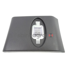 Listwa drzwi RENAULT 7682000Q0B